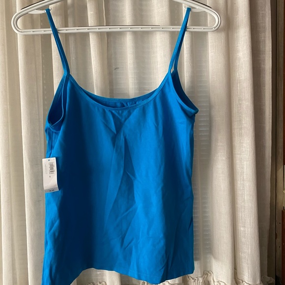 Old navy camis, set of 4,different colors - Picture 4 of 4